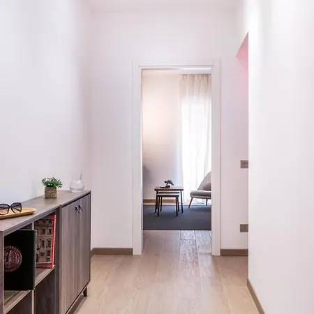 Exclusive In The Centre Of 103 Apartment Rome